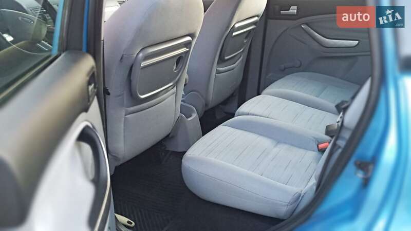 Минивэн Ford C-Max 2008 в Оброшином
