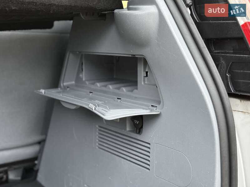 Минивэн Ford C-Max 2007 в Сарнах фото 34 Минивэн Ford C-Max 2007 в Сарнах