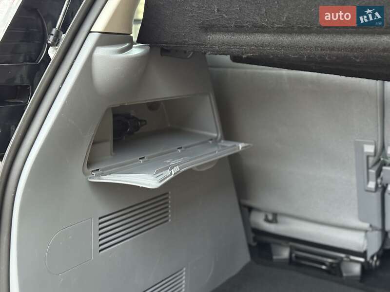 Минивэн Ford C-Max 2007 в Сарнах фото 35 Минивэн Ford C-Max 2007 в Сарнах