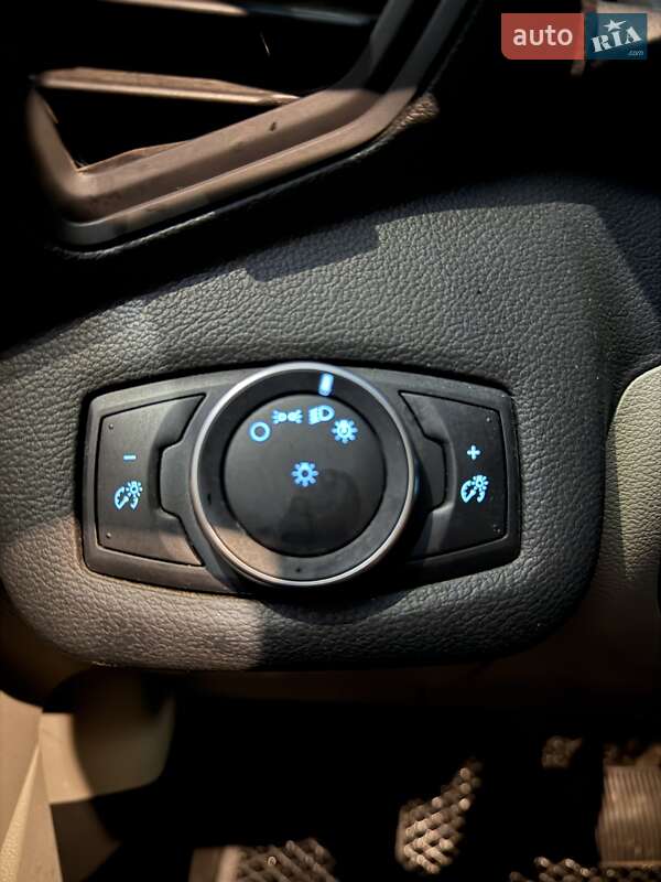 Минивэн Ford C-Max 2017 в Ивано-Франковске фото 19 Минивэн Ford C-Max 2017 в Ивано-Франковске