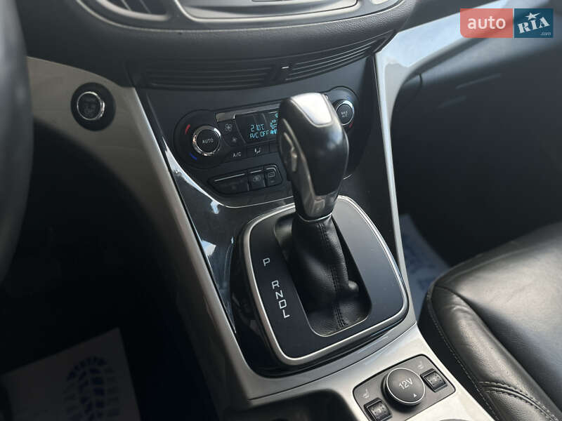 Минивэн Ford C-Max 2015 в Киеве