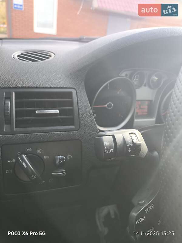 Минивэн Ford C-Max 2009 в Кривом Роге фото 12 Минивэн Ford C-Max 2009 в Кривом Роге