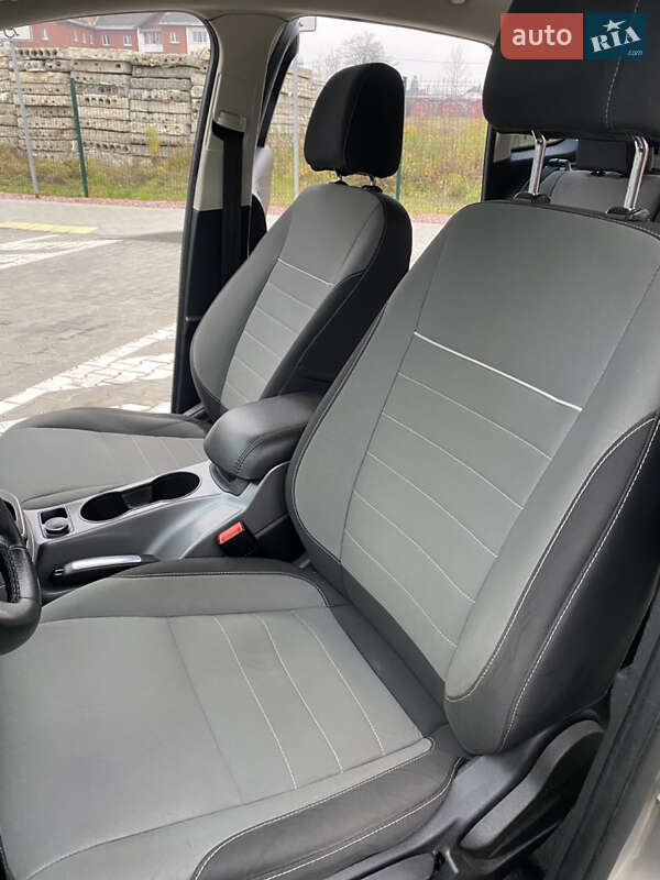 Минивэн Ford C-Max 2015 в Стрые фото 29 Минивэн Ford C-Max 2015 в Стрые