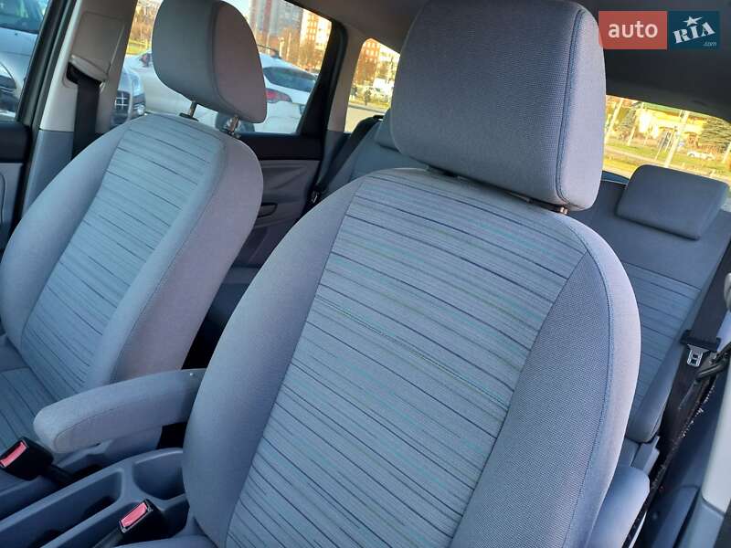Минивэн Ford C-Max 2007 в Львове фото 8 Минивэн Ford C-Max 2007 в Львове