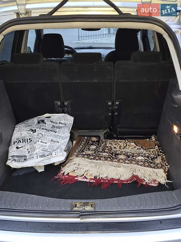 Минивэн Ford C-Max 2009 в Ровно