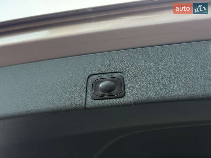 Мінівен Ford C-Max 2012 в Стрию