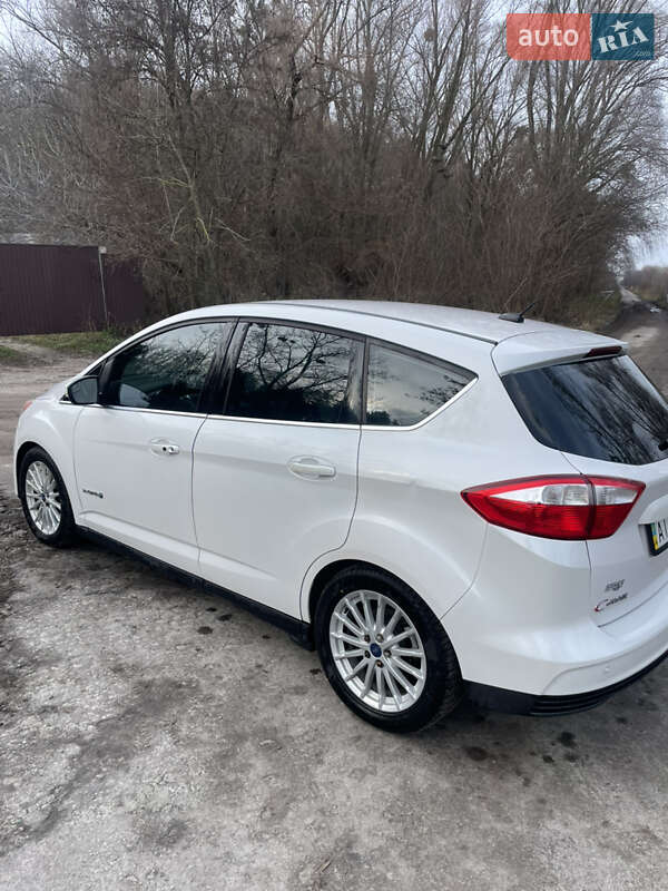 Минивэн Ford C-Max 2015 в Обухове
