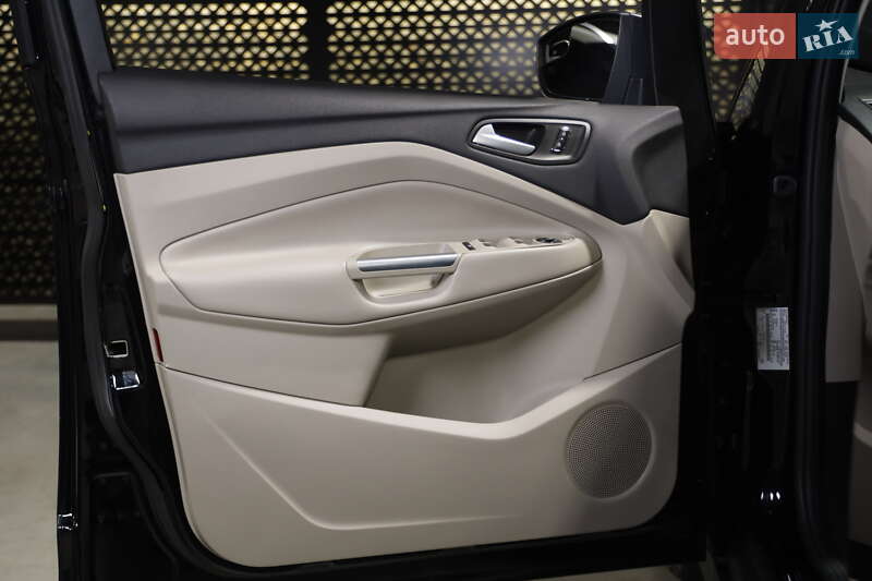 Минивэн Ford C-Max 2016 в Луцке фото 17 Минивэн Ford C-Max 2016 в Луцке