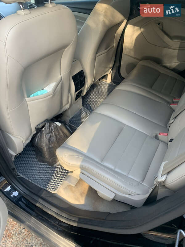 Мінівен Ford C-Max 2013 в Володимирі