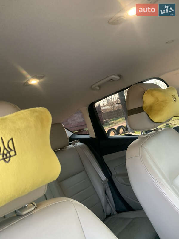 Мінівен Ford C-Max 2013 в Володимирі