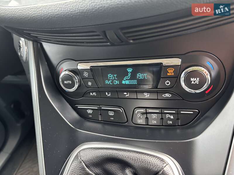 Минивэн Ford C-Max 2015 в Нововолынске