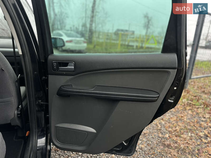 Минивэн Ford C-Max 2006 в Виннице