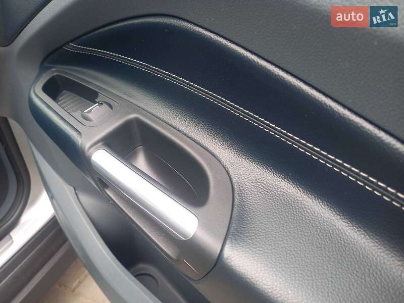 Минивэн Ford C-Max 2013 в Черкассах