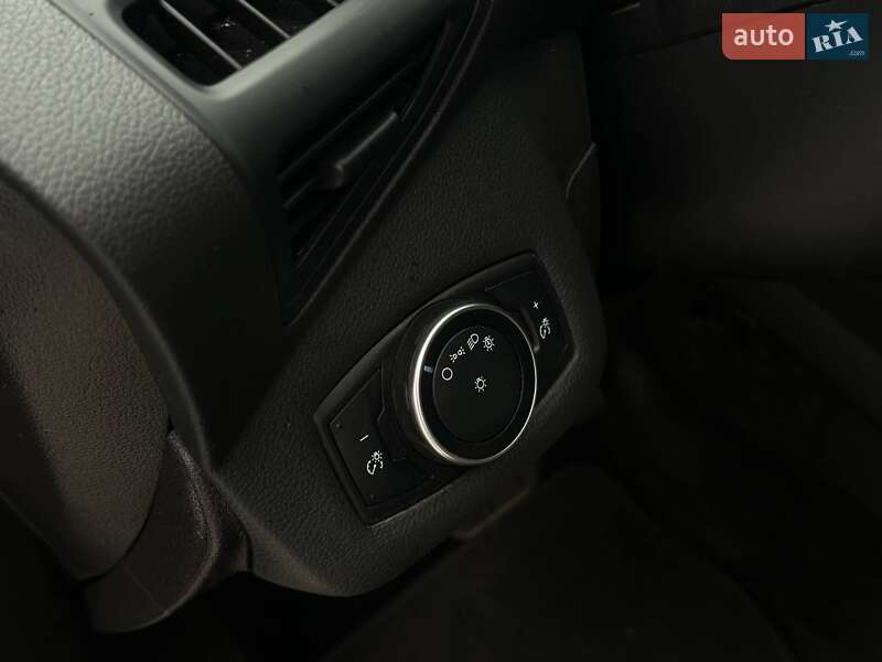 Мінівен Ford C-Max 2015 в Одесі