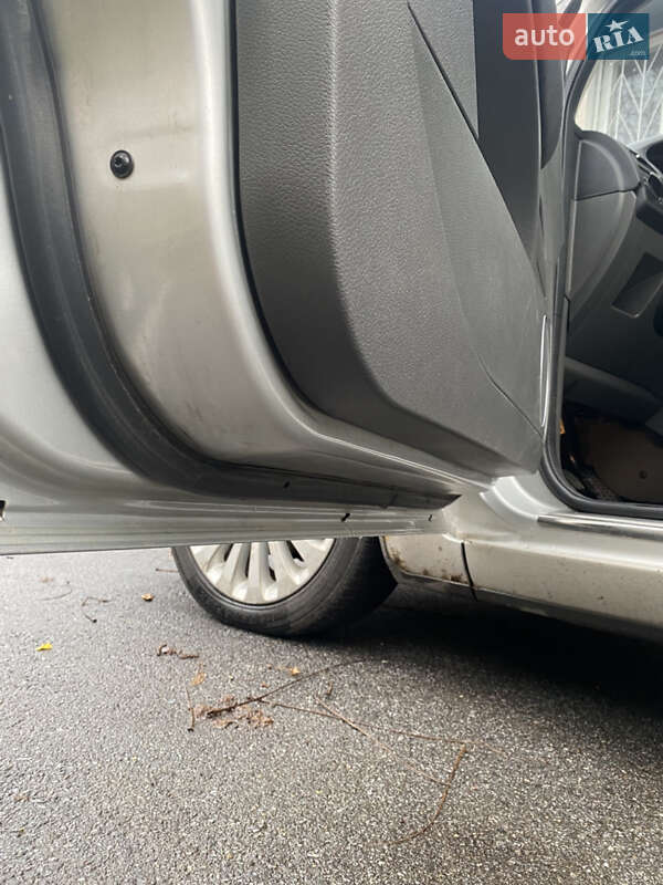 Минивэн Ford C-Max 2008 в Виннице фото 21 Минивэн Ford C-Max 2008 в Виннице