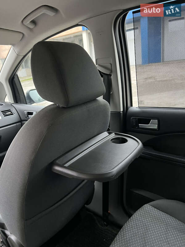 Мінівен Ford C-Max 2006 в Рівному