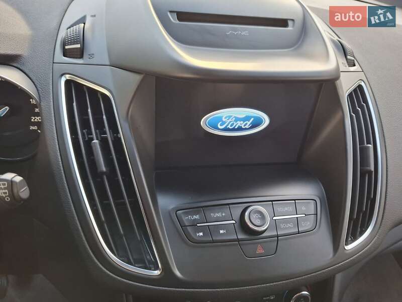 Минивэн Ford C-Max 2019 в Полтаве фото 32 Минивэн Ford C-Max 2019 в Полтаве