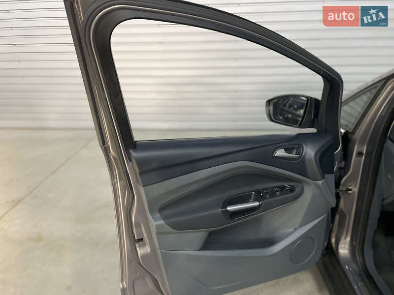 Минивэн Ford C-Max 2012 в Стрые фото 30 Минивэн Ford C-Max 2012 в Стрые