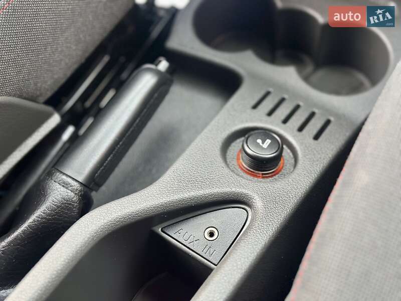 Минивэн Ford C-Max 2008 в Владимирце фото 26 Минивэн Ford C-Max 2008 в Владимирце