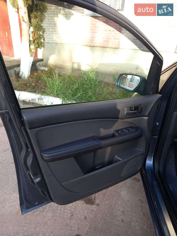 Минивэн Ford C-Max 2005 в Костополе фото 12 Минивэн Ford C-Max 2005 в Костополе