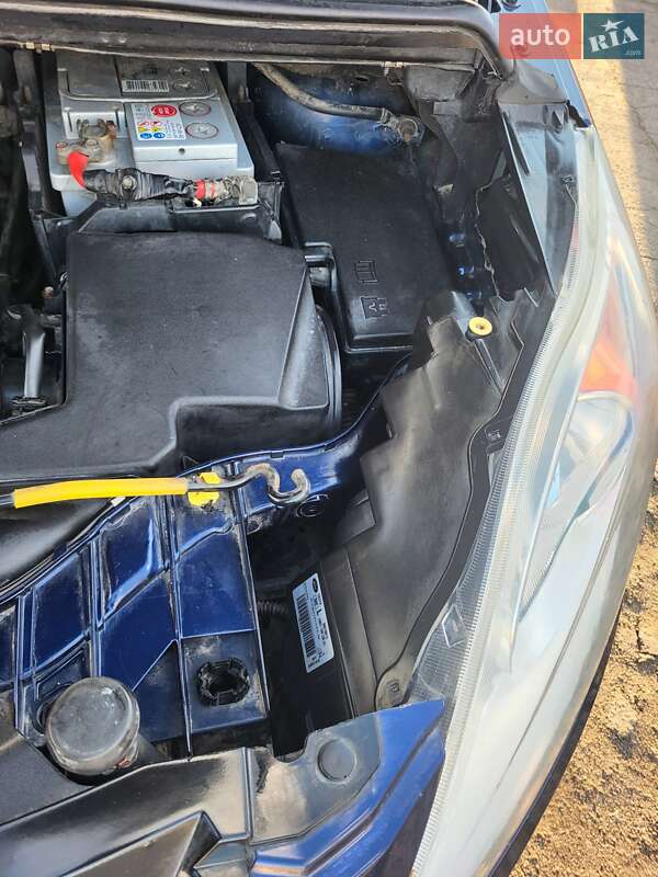 Мінівен Ford C-Max 2011 в Запоріжжі фото 41 Мінівен Ford C-Max 2011 в Запоріжжі