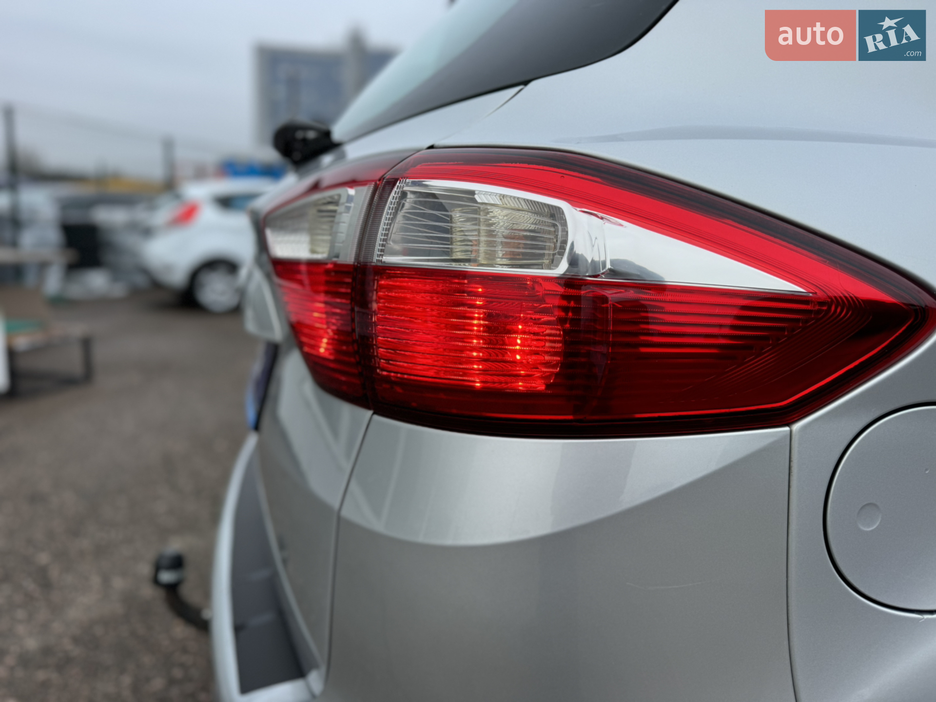 2011 Ford C-MAX - мініатюра 27