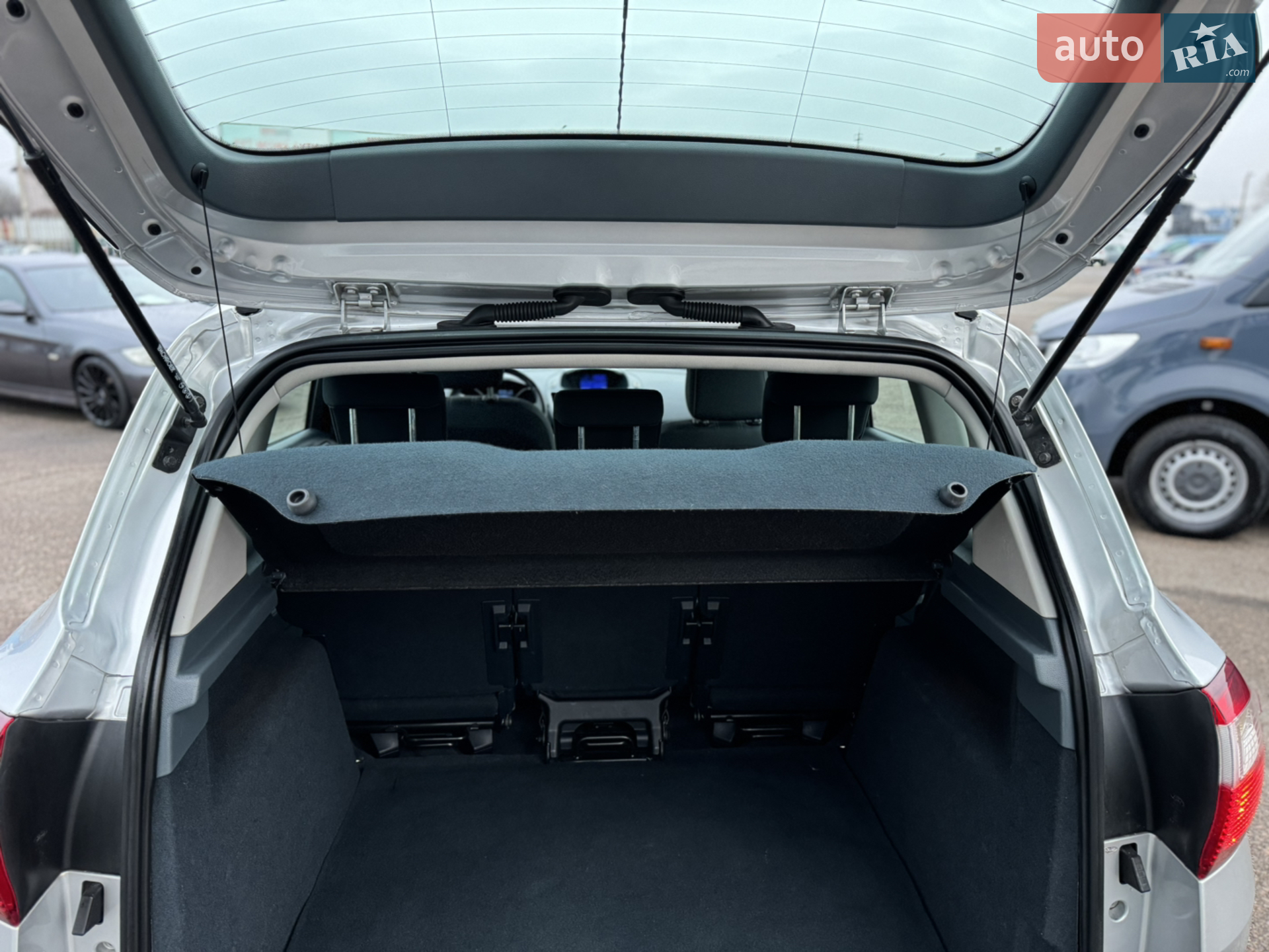 2011 Ford C-MAX - мініатюра 34