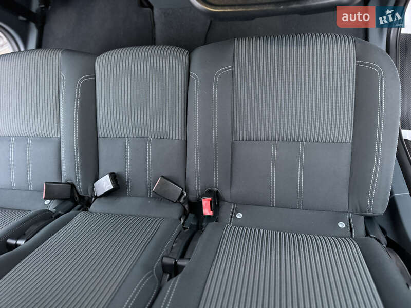 Минивэн Ford C-Max 2011 в Киеве фото 48 Минивэн Ford C-Max 2011 в Киеве