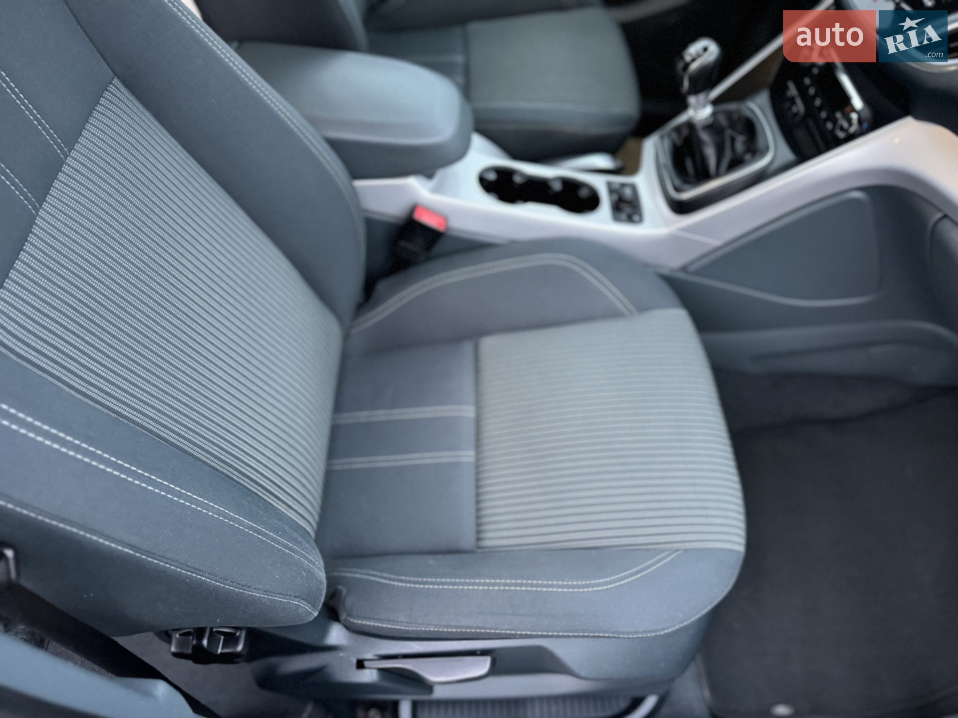 2011 Ford C-MAX - мініатюра 60