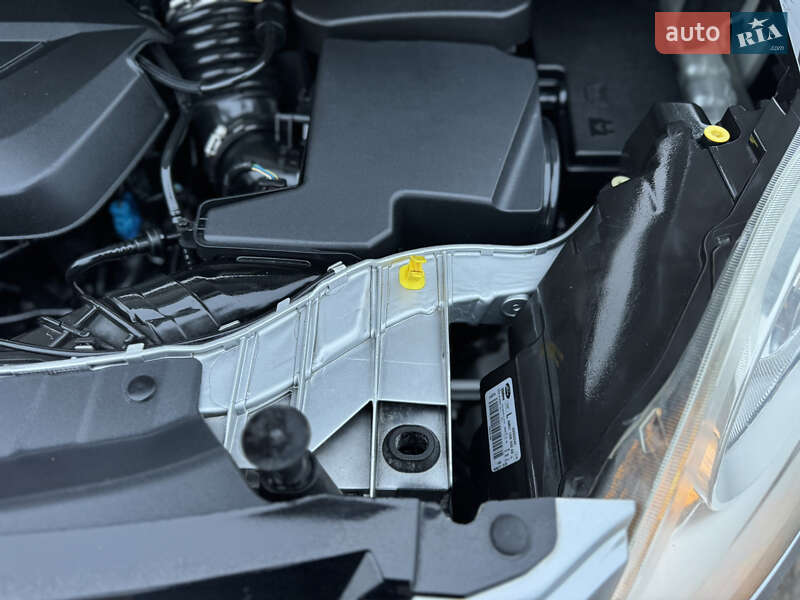 Минивэн Ford C-Max 2011 в Киеве фото 100 Минивэн Ford C-Max 2011 в Киеве