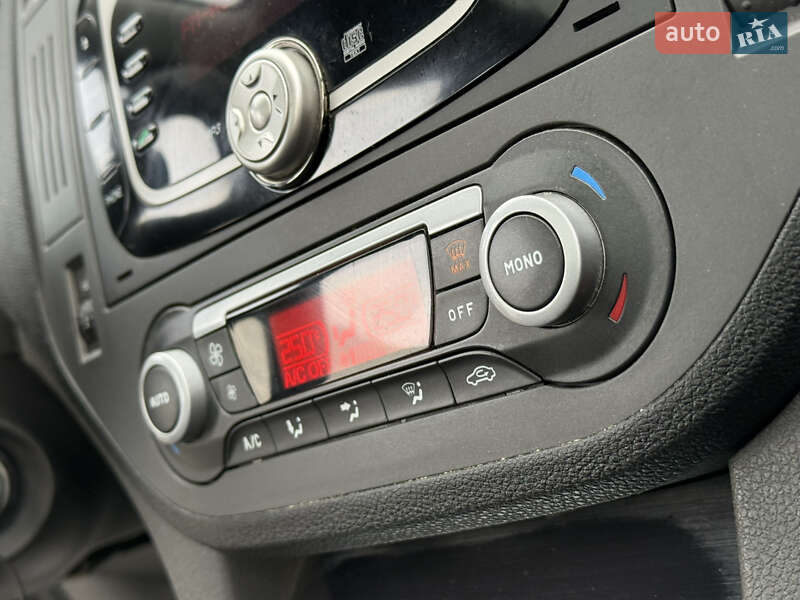 Минивэн Ford C-Max 2009 в Самборе