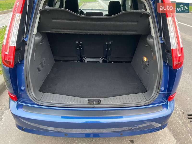 Минивэн Ford C-Max 2008 в Киеве