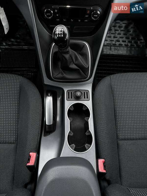 Мінівен Ford C-Max 2011 в Черкасах фото 27 Мінівен Ford C-Max 2011 в Черкасах