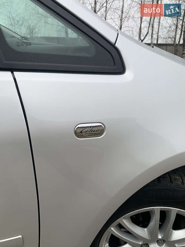 Мінівен Ford C-Max 2009 в Рівному фото 18 Мінівен Ford C-Max 2009 в Рівному