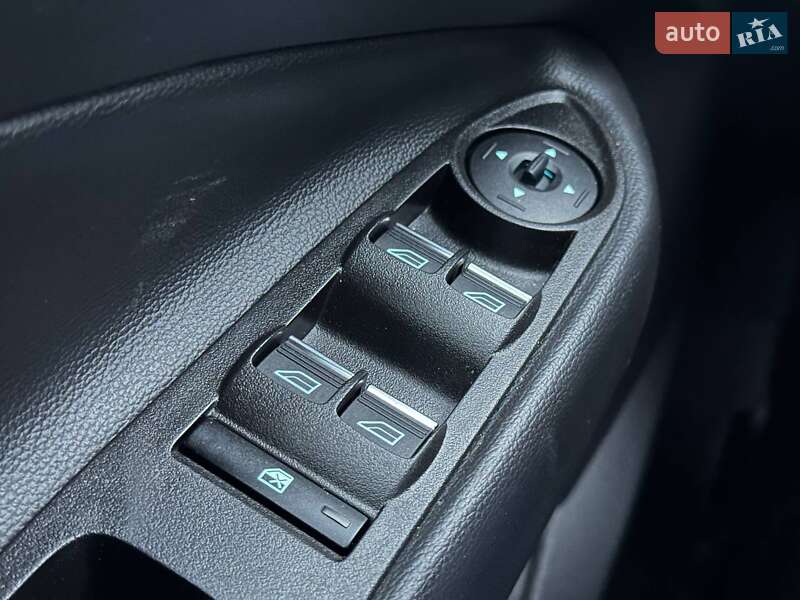 Минивэн Ford C-Max 2017 в Киеве