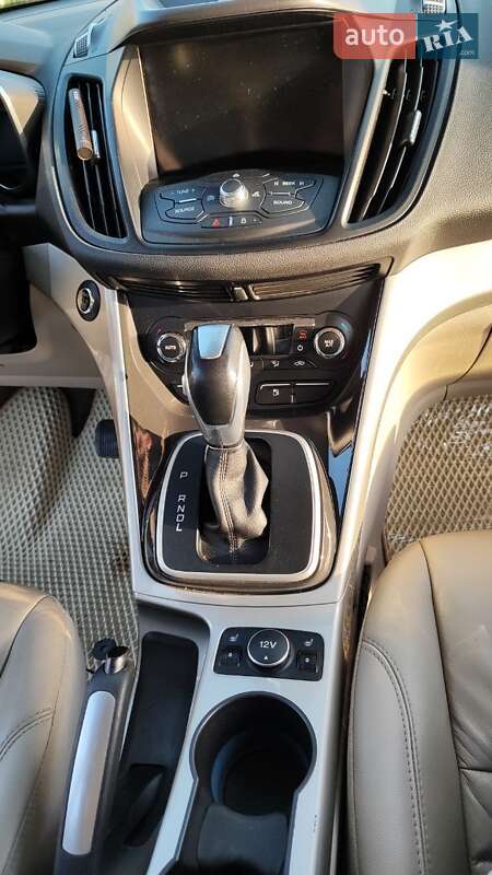 Минивэн Ford C-Max 2015 в Черновцах