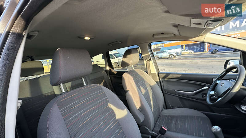 Мінівен Ford C-Max 2010 в Луцьку