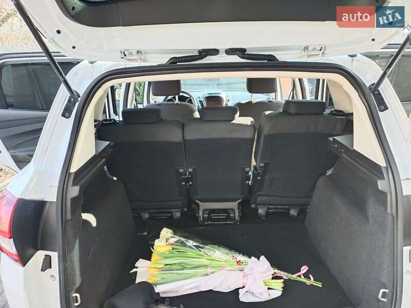 Мінівен Ford C-Max 2015 в Ромнах