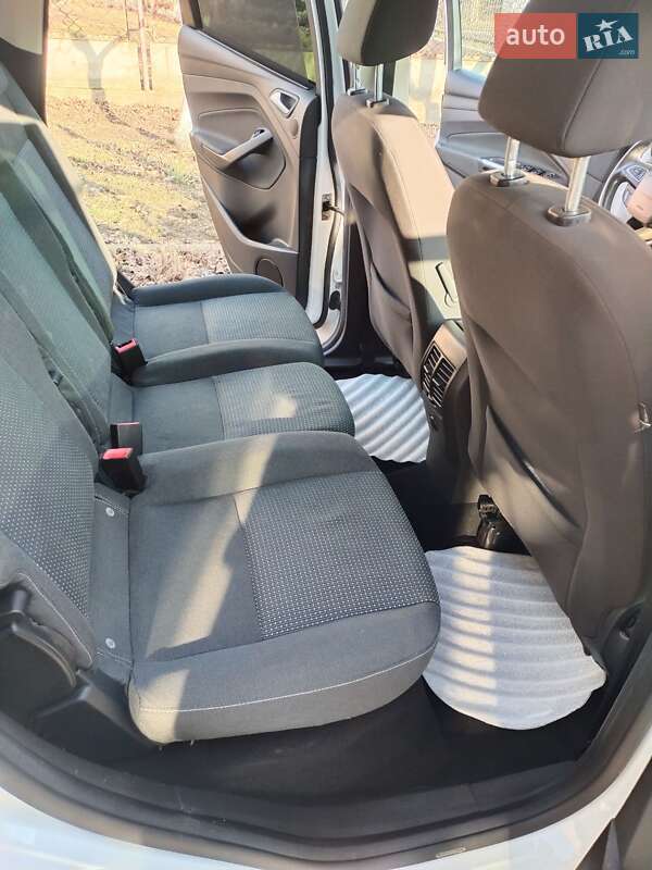 Мінівен Ford C-Max 2015 в Ромнах