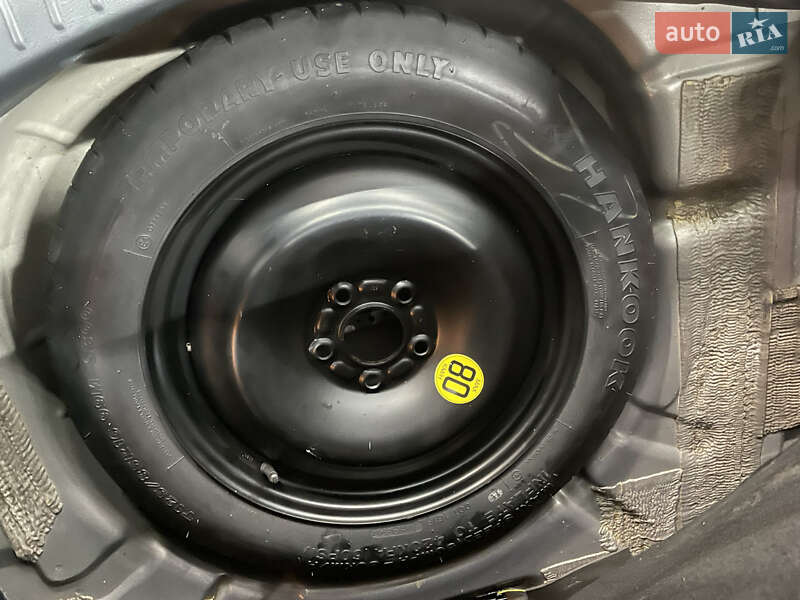 Минивэн Ford C-Max 2012 в Стрые