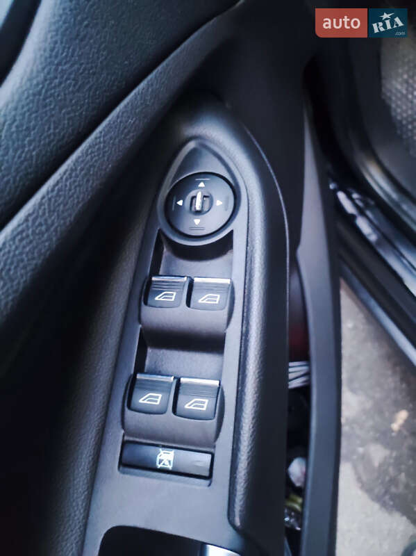 Минивэн Ford C-Max 2015 в Львове