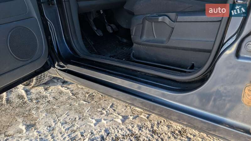 Минивэн Ford C-Max 2009 в Перещепине