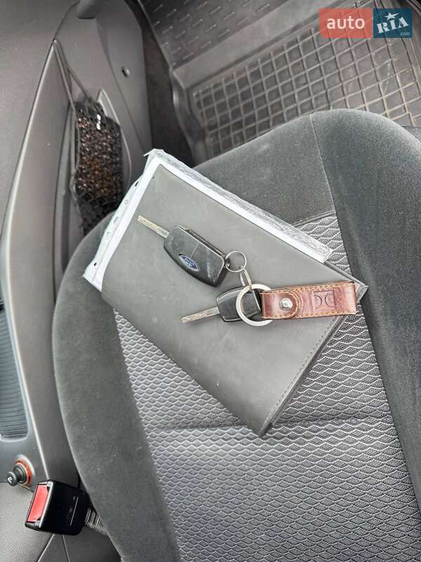 Мінівен Ford C-Max 2010 в Дрогобичі фото 26 Мінівен Ford C-Max 2010 в Дрогобичі