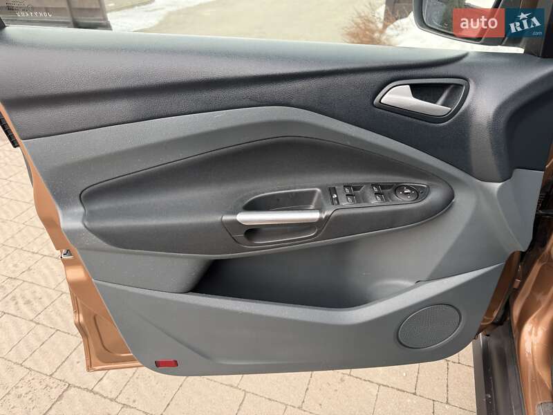 Минивэн Ford C-Max 2014 в Стрые фото 26 Минивэн Ford C-Max 2014 в Стрые