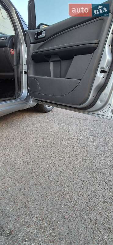 Мінівен Ford C-Max 2004 в Києві