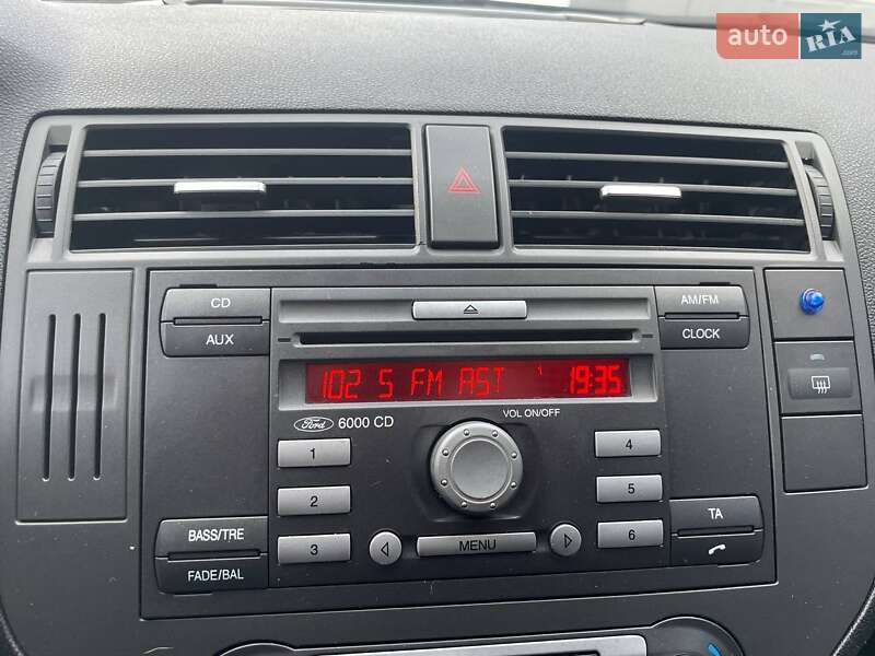 Минивэн Ford C-Max 2008 в Киеве