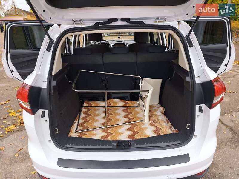 Минивэн Ford C-Max 2015 в Ромнах фото 14 Минивэн Ford C-Max 2015 в Ромнах