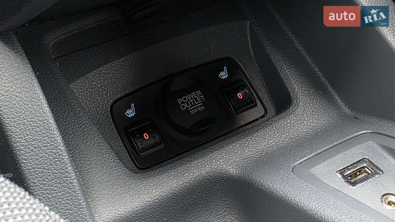 Мінівен Ford C-Max 2012 в Києві фото 41 Мінівен Ford C-Max 2012 в Києві