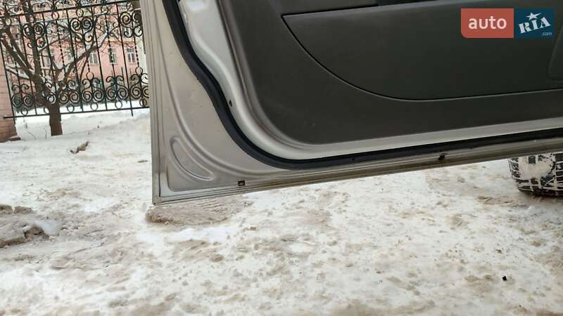 Мінівен Ford C-Max 2006 в Києві