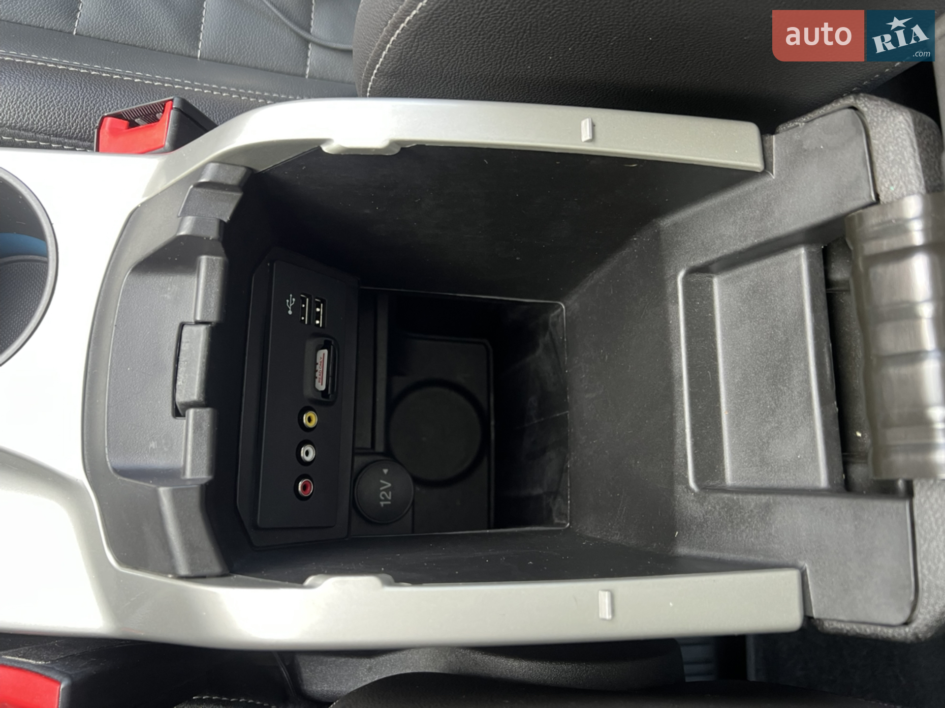 2013 Ford C-MAX - мініатюра 26